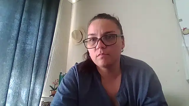 Snapshot of lilMissMarli chatting on 16, 4, 2026 lilMissMarli online show from 16, 4, 2026
