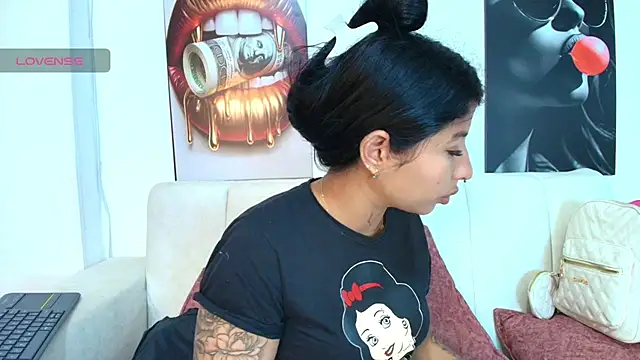 Snapshot of ASSBIG_DIRTY chatting on 28, 10, 2025 ASSBIG DIRTY online show from 28, 10, 2025