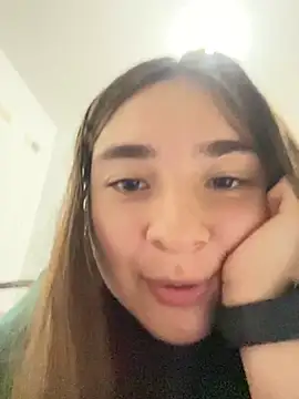 Snapshot of Valentina_ro chatting on 28, 10, 2025 Valentina ro online show from 28, 10, 2025