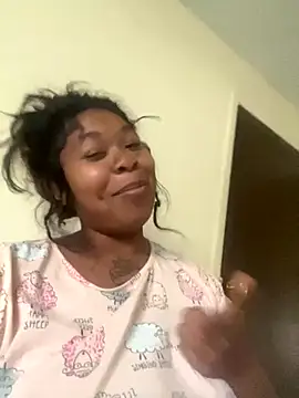 Snapshot of diimplezduhh chatting on 27, 10, 2025 diimplezduhh online show from 27, 10, 2025