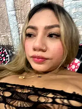 Snapshot of Vicky-Nova chatting on 19, 11, 2025 Vicky-Nova online show from 19, 11, 2025