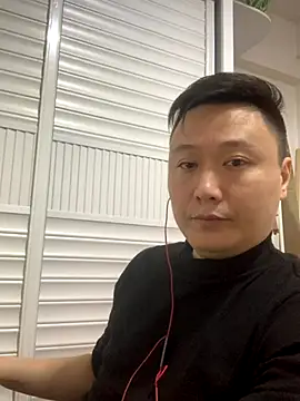 Snapshot of jinbao1015 chatting on 4, 11, 2025 jinbao1015 online show from 4, 11, 2025