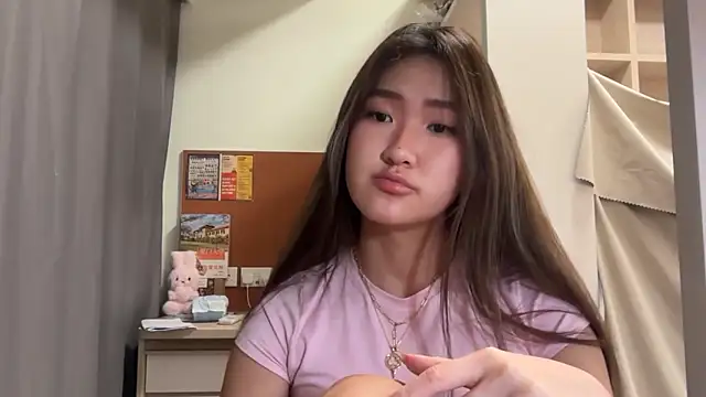 AlishaCheng online show from 19, 12, 2025