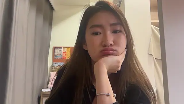 AlishaCheng online show from 21, 12, 2025