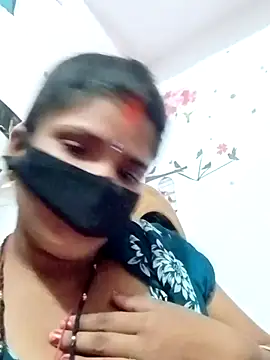 hot couple 000 online show from 11, 11, 2025