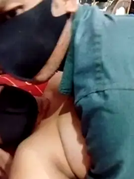 hot couple 000 online show from 9, 2, 2026