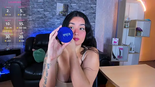 Amber Smitt19 online show from 24, 11, 2025