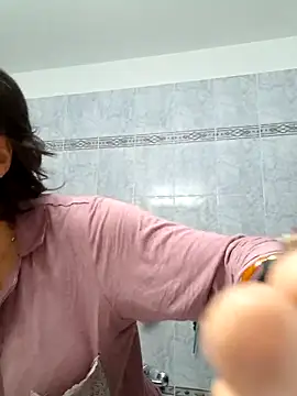 Snapshot of Piediniecollant chatting on 5, 11, 2025 Piediniecollant online show from 5, 11, 2025