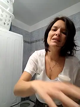 Piediniecollant online show from 19, 12, 2025