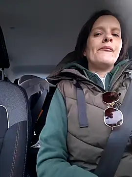 Piediniecollant online show from 21, 3, 2026