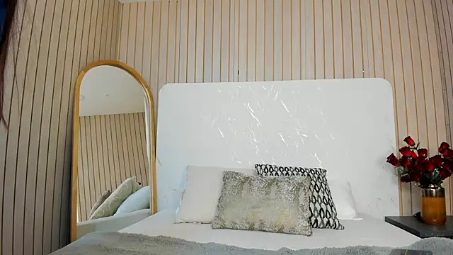 AmberrMoore  online show from 18, 12, 2025