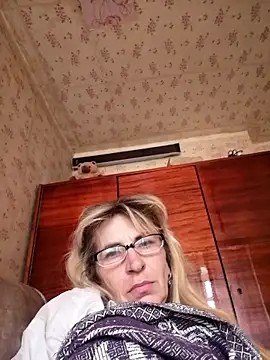 Snapshot of Georgette466 chatting on 2, 11, 2025 Georgette466 online show from 2, 11, 2025