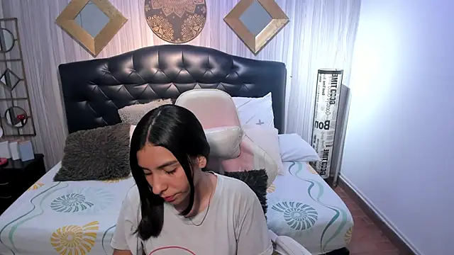 Snapshot of shirley_sweet_ chatting on 5, 11, 2025 shirley sweet online show from 5, 11, 2025