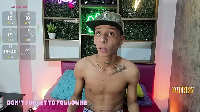 Max Steell online show from 7, 11, 2025