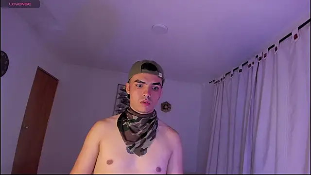 Snapshot of nicoking2025 chatting on 31, 10, 2025 nicoking2025 online show from 31, 10, 2025