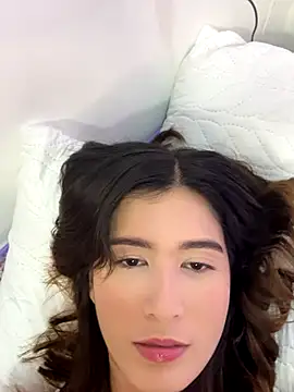 emilyy1  online show from 29, 10, 2025