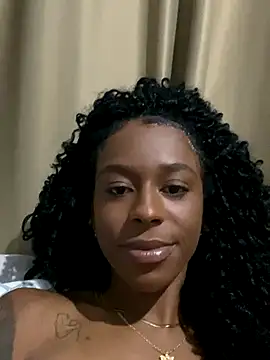 Naiara77 online show from 2, 12, 2025