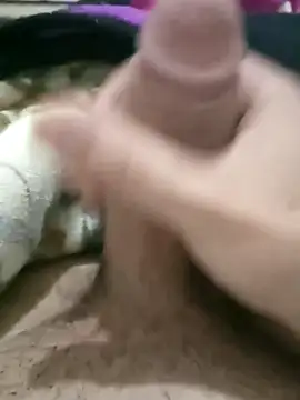 Snapshot of Fa7l1995 chatting on 28, 10, 2025 Fa7l1995 online show from 28, 10, 2025