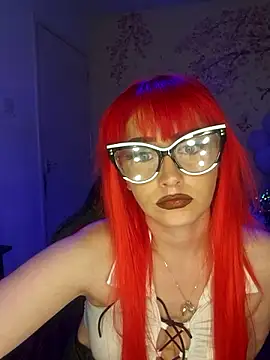 Snapshot of DaniDoodles420 chatting on 30, 4, 2026 DaniDoodles420 online show from 30, 4, 2026