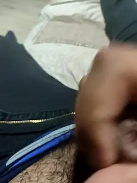 Snapshot of lopess06 chatting on 28, 10, 2025 lopess06 online show from 28, 10, 2025