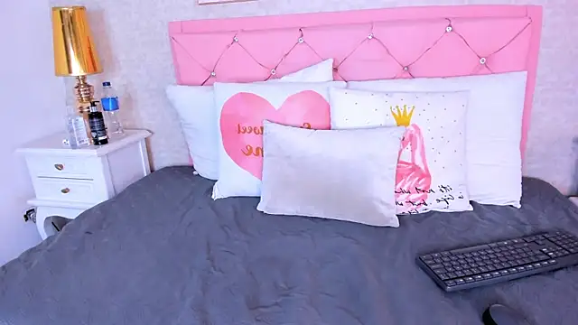 Snapshot of scarlett_thompson_7 chatting on 9, 2, 2026 scarlett thompson 7 online show from 9, 2, 2026