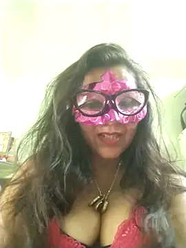 LOVE  RANI online show from 2, 11, 2025