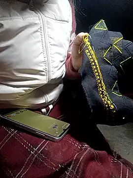 yoyo-mi online show from 7, 1, 2026