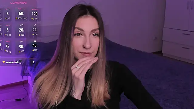 Alexis Winx online show from 3, 12, 2025