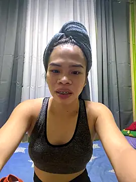 kierra fox online show from 24, 11, 2025