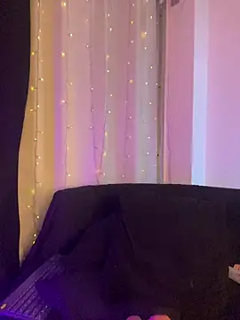 Snapshot of AshleyWinslow chatting on 21, 3, 2026 AshleyWinslow online show from 21, 3, 2026