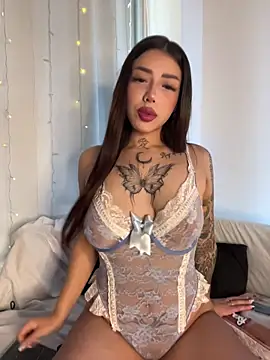 Snapshot of AshleyWinslow chatting on 3, 4, 2026 AshleyWinslow online show from 3, 4, 2026