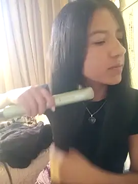 Skay bluee online show from 5, 12, 2025