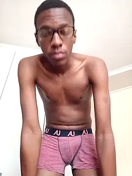 KuroShinobi43 online show from 6, 11, 2025