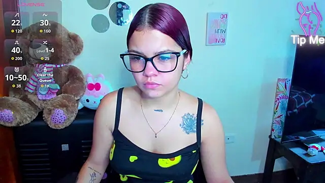 Emma boo online show from 23, 3, 2026