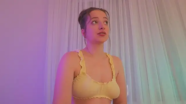 Snapshot of _annieone chatting on 5, 11, 2025 annieone online show from 5, 11, 2025