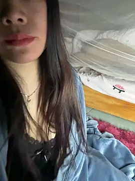 Snapshot of chuppupu chatting on 4, 11, 2025 chuppupu online show from 4, 11, 2025