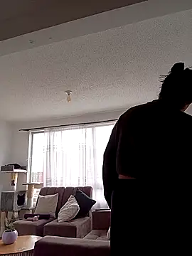 Snapshot of Macarena-2 chatting on 29, 10, 2025 Macarena-2 online show from 29, 10, 2025