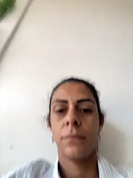 sabrinaneves online show from 18, 4, 2026