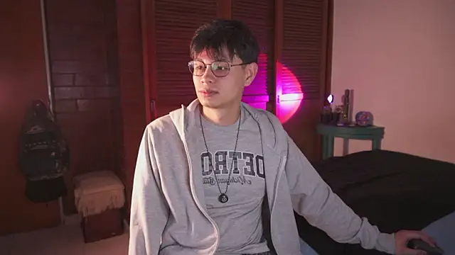 estmonnn online show from 19, 3, 2026