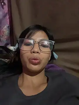 hottiebabe23 online show from 11, 11, 2025