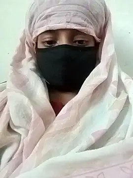 Snapshot of Quenn-Jiya752 chatting on 1, 11, 2025 Quenn-Jiya752 online show from 1, 11, 2025