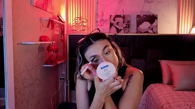 Im-Lola online show from 21, 2, 2026