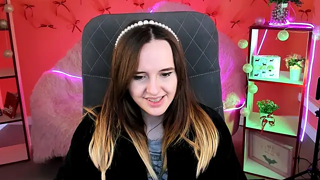 IreneBailey online show from 3, 12, 2025