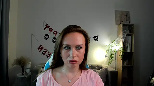 Snapshot of Adele_Rage chatting on 30, 10, 2025 Adele Rage online show from 30, 10, 2025