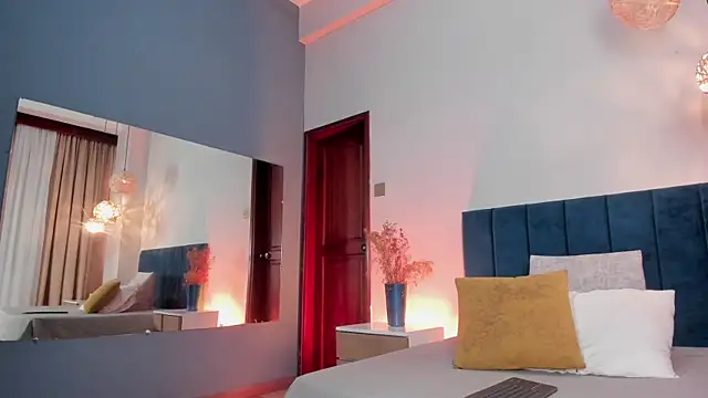 HannaaWells online show from 30, 3, 2026