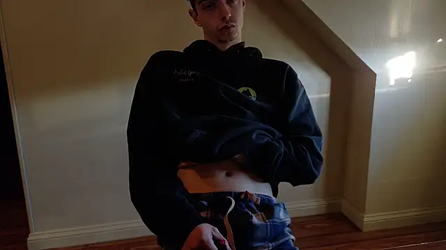 Snapshot of Yoursexiboy33 chatting on 30, 10, 2025 Yoursexiboy33 online show from 30, 10, 2025