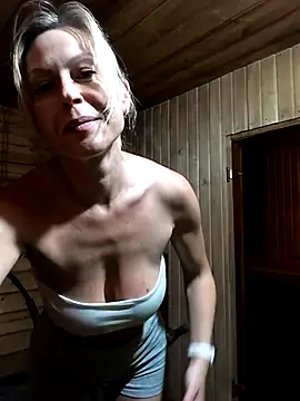 Elle Milfa online show from 14, 6, 2026