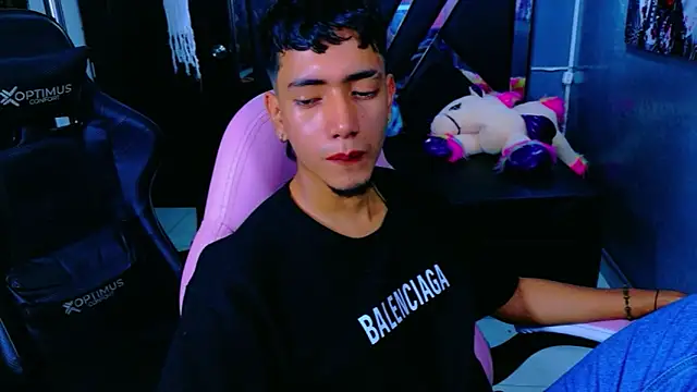 darwinandbrayann online show from 11, 11, 2025