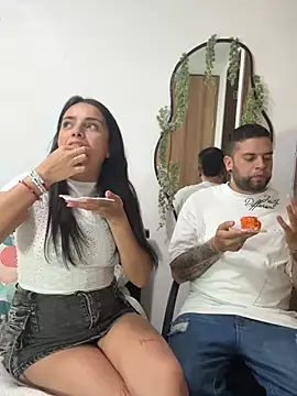 MailynAndNick online show from 5, 4, 2026