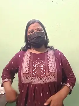 Snapshot of tamil_Nithya_J chatting on 20, 5, 2026 tamil Nithya J online show from 20, 5, 2026